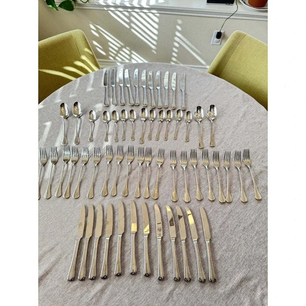 Oneida Cabana Stainless Steel Flatware 18/8 Round Tip Glossy - Disc. 58‎ Pcs